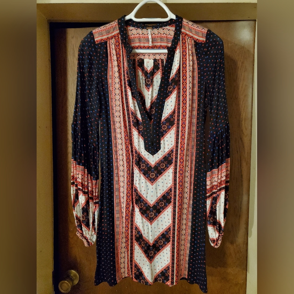 Free People Navy & Red Tunic Size XS